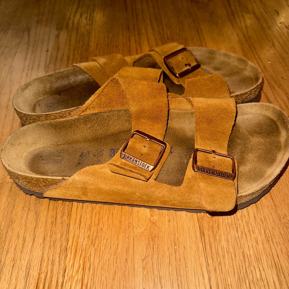 Birkenstock sandals in chestnut color